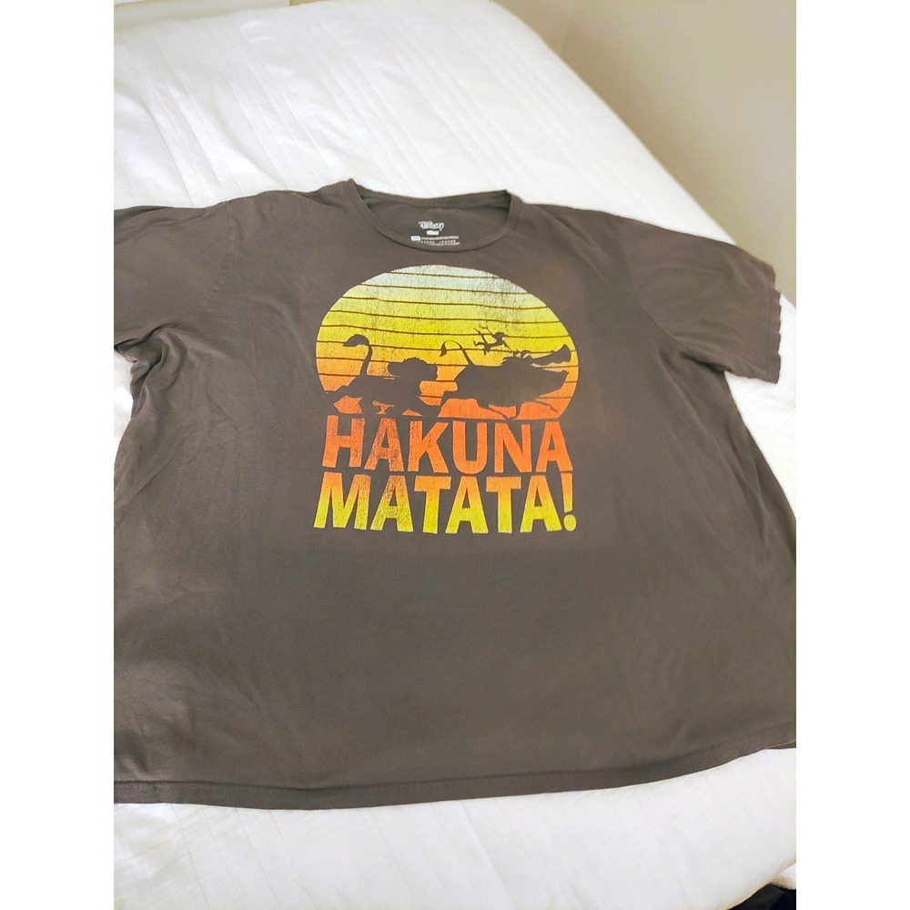 Disney Hakuna Matata Lion King Graphic Tee Men 4XLT Tall Brown Retro Sunset